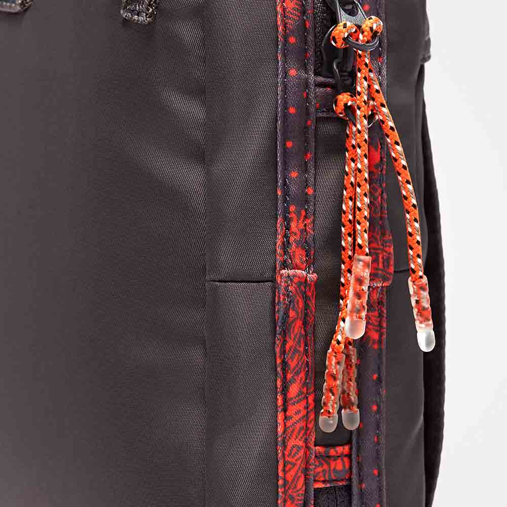 Converse x Paria /FARZANEH Cross Body Bag