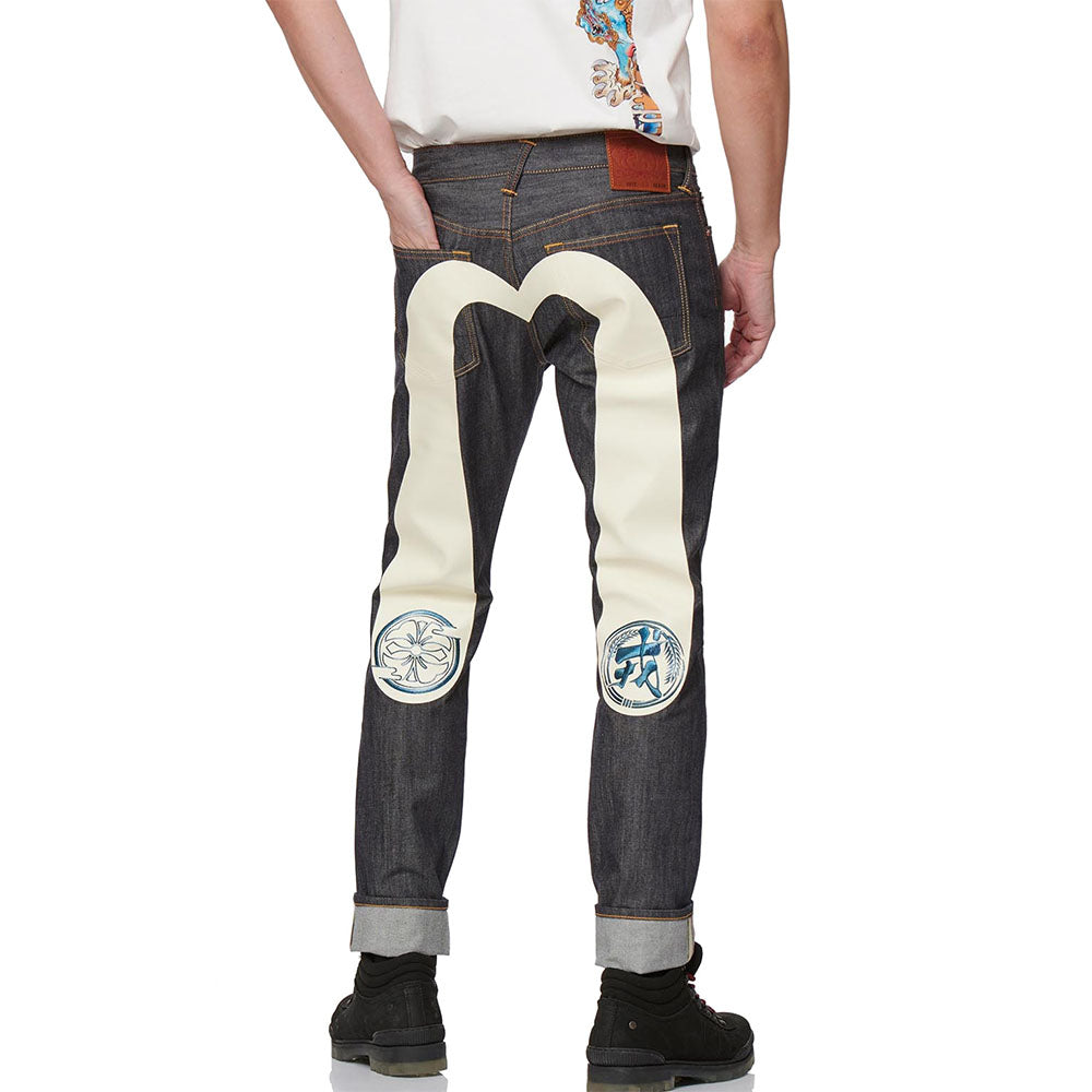 DAICOCK PRINT MIT EMBROIDERED KAMON CARROT FIT JEANS #2017