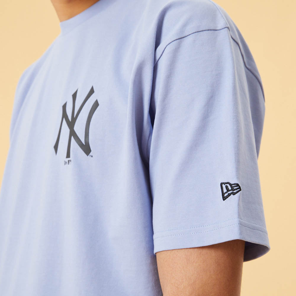NEW YORK YANKEES LOGO BLUE OVERSIZED T-SHIRT
