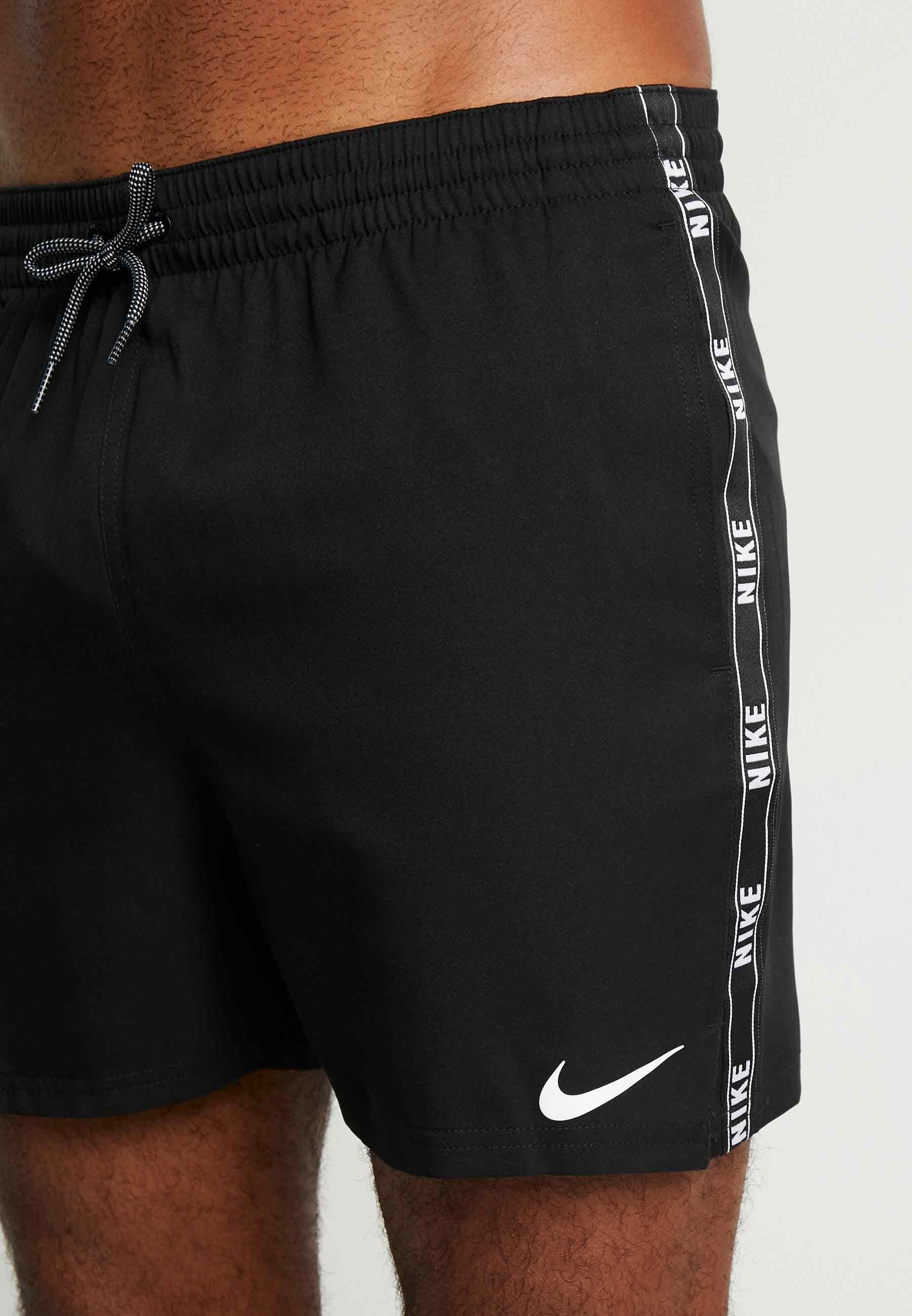 5 VOLLEYBALL SHORTS
