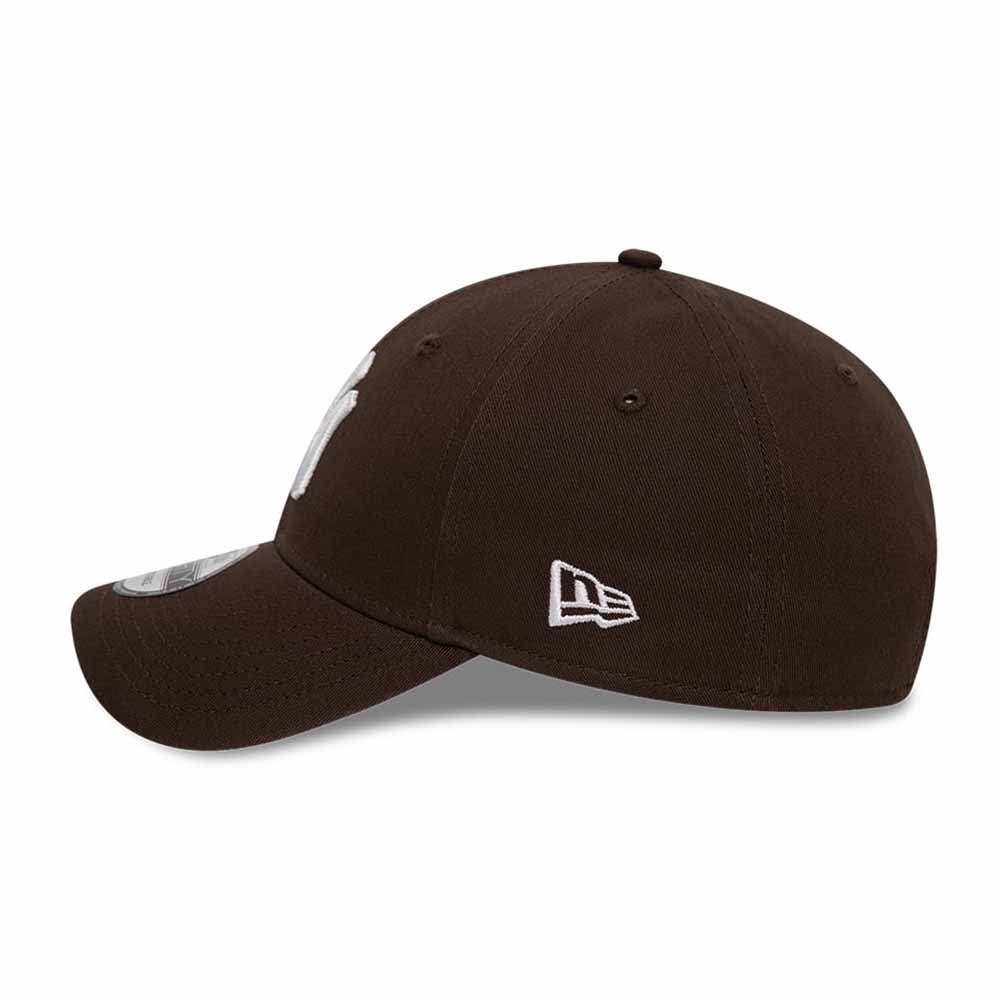 NEW YORK YANKEES ESSENTIAL DARK BROWN 9FORTY