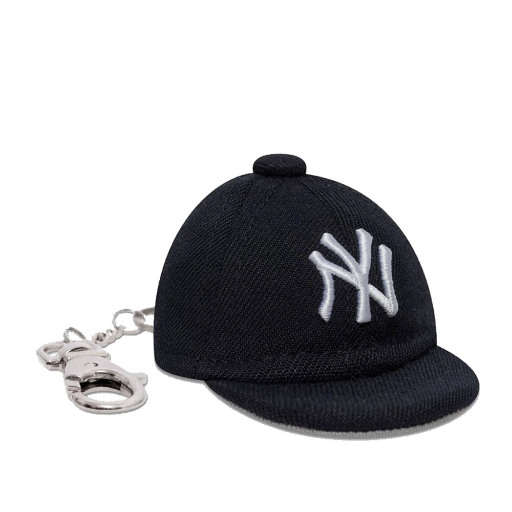 NEW YORK YANKEES MLB MINI CAP NAVY KEYCHAIN
